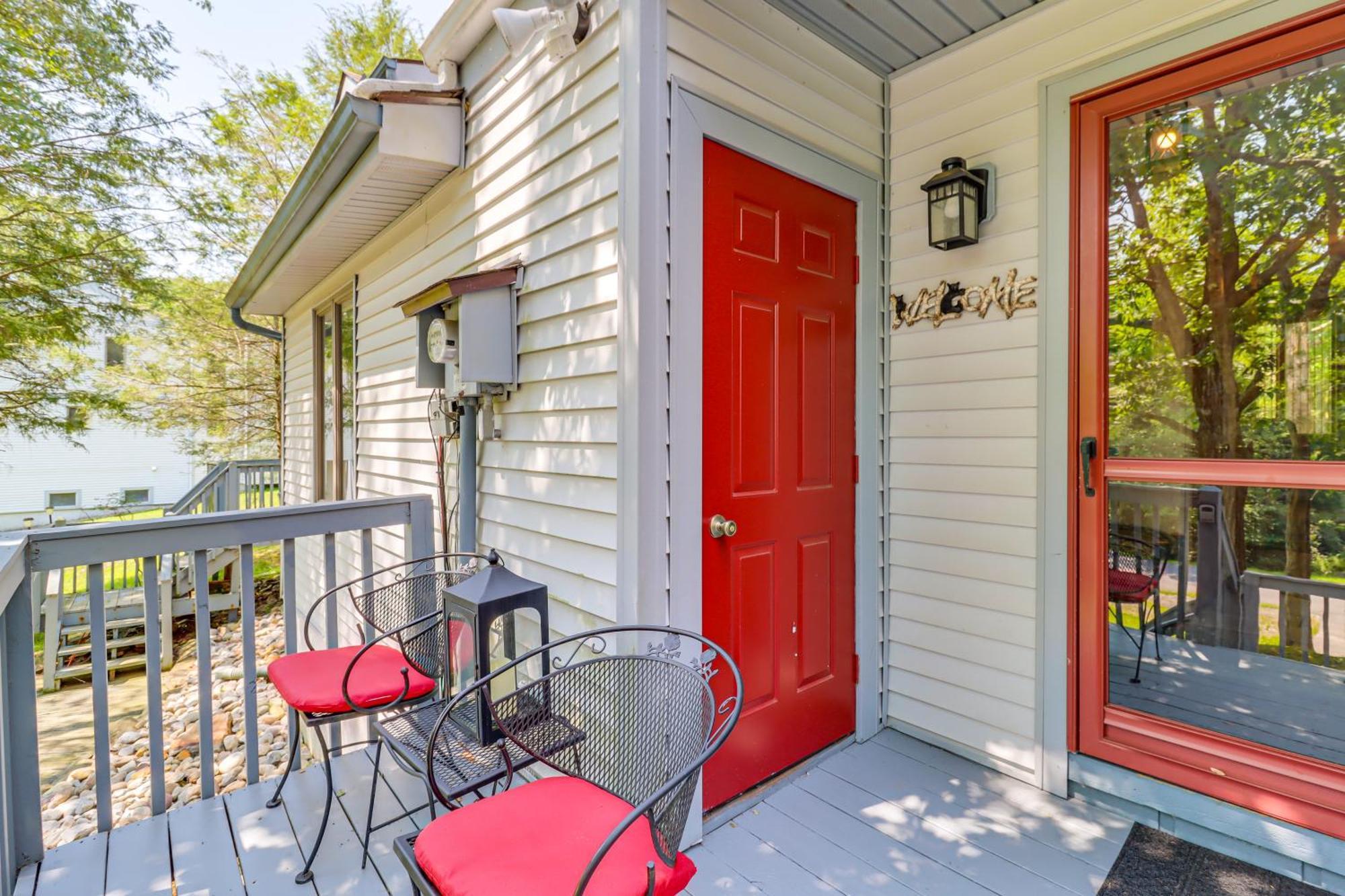 Lake Harmony Townhome Walk To Restaurants! 外观 照片