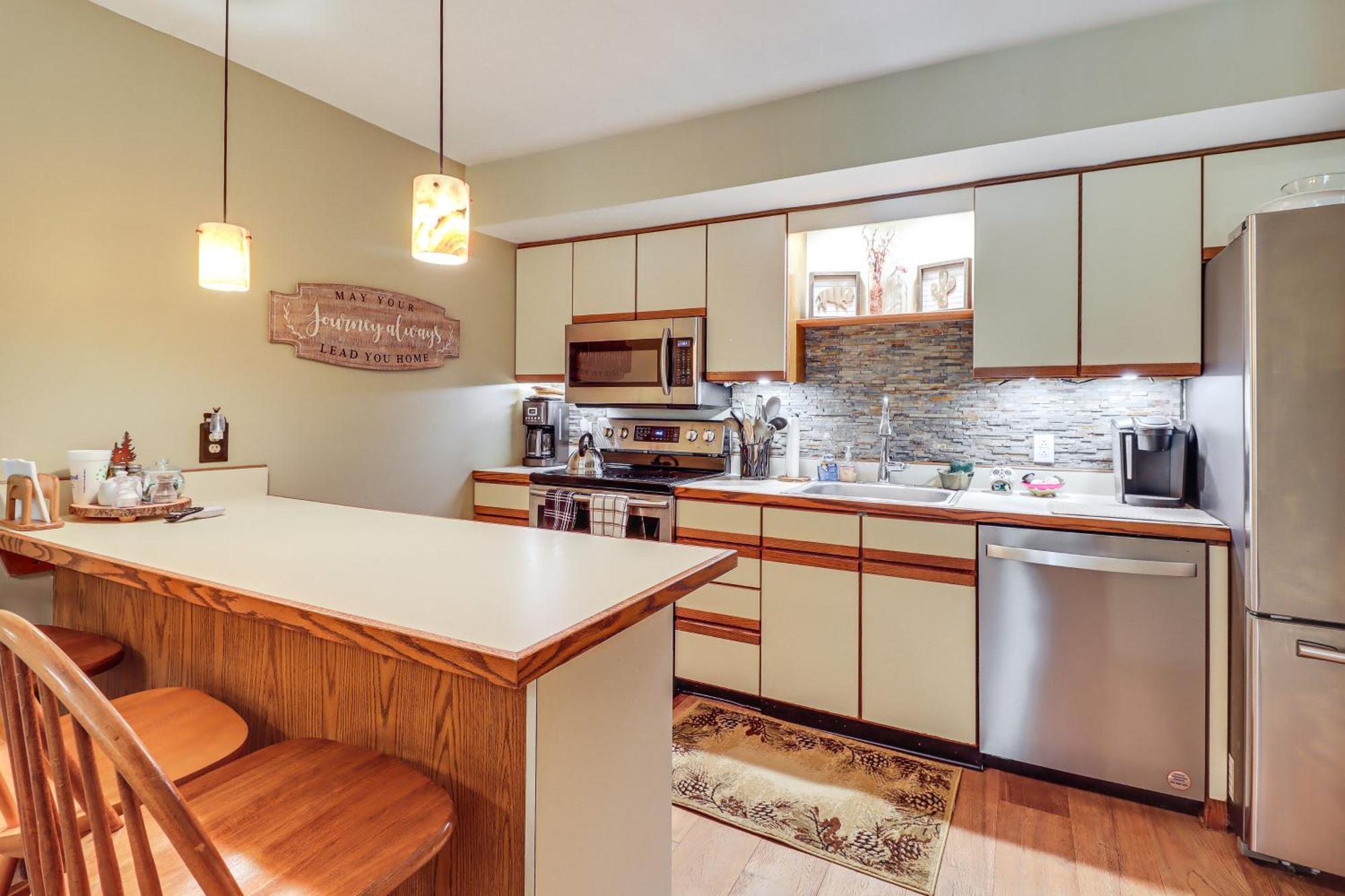 Lake Harmony Townhome Walk To Restaurants! 外观 照片